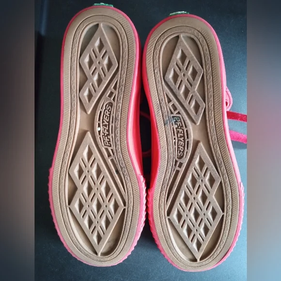 PF Flyers converse - Picture 7 of 8